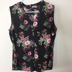 Nine West Floral V-Neck Sleeveless Top B5